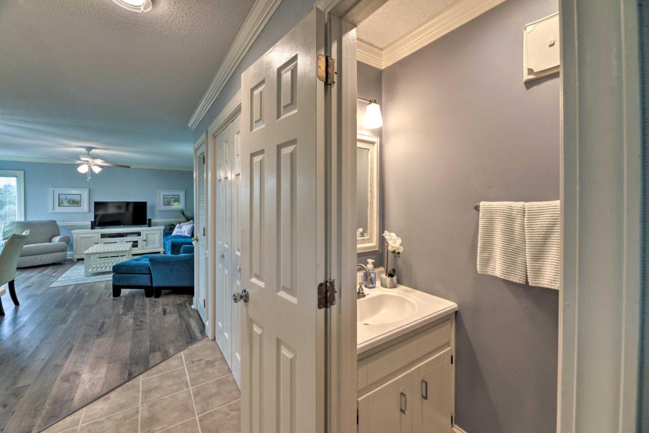 Bright Emerald Isle Condo With Private Beach Access! Экстерьер фото