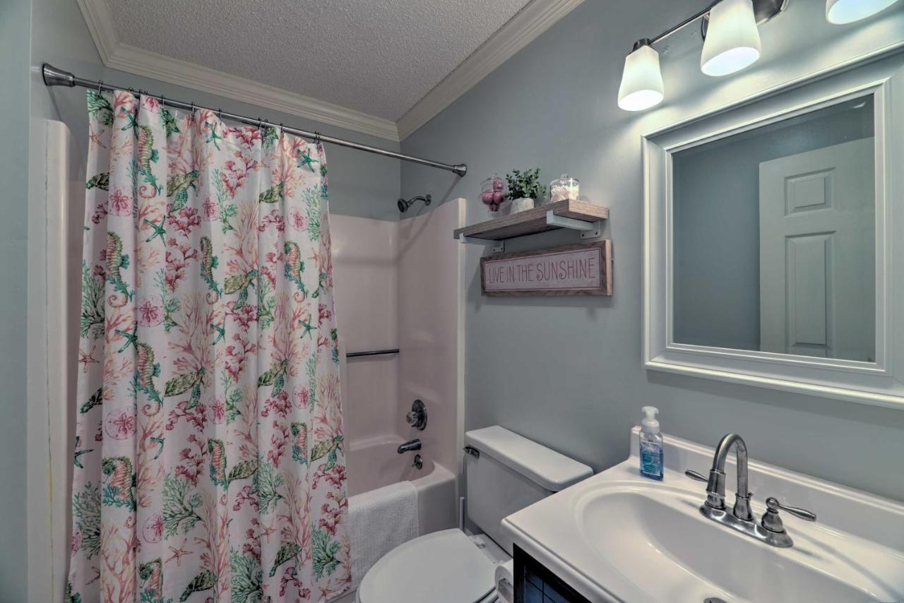 Bright Emerald Isle Condo With Private Beach Access! Экстерьер фото